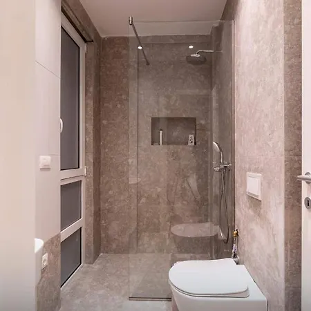 شقة 121 - San Pietro دراس